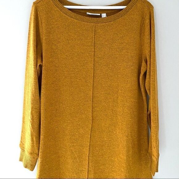 D & Co Active Gold Tunic long sleeve Small - Picture 2 of 7